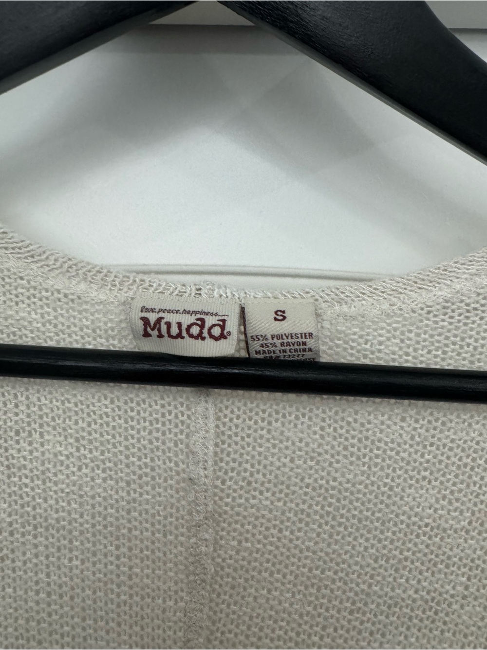 Mudd Short Sleeve Open-Front Cardigan in Light Cream - Picture 3 of 4